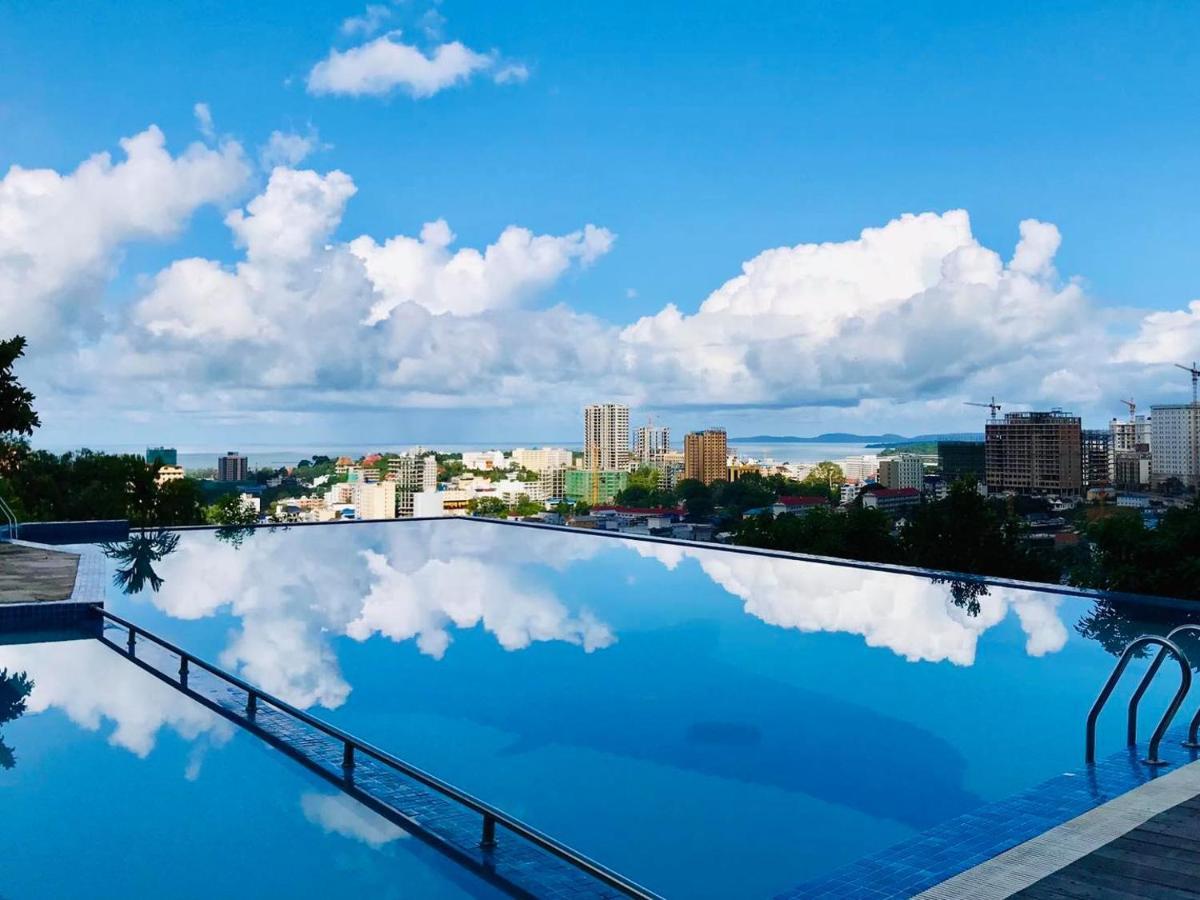 360 Resort Sihanoukville Exterior photo