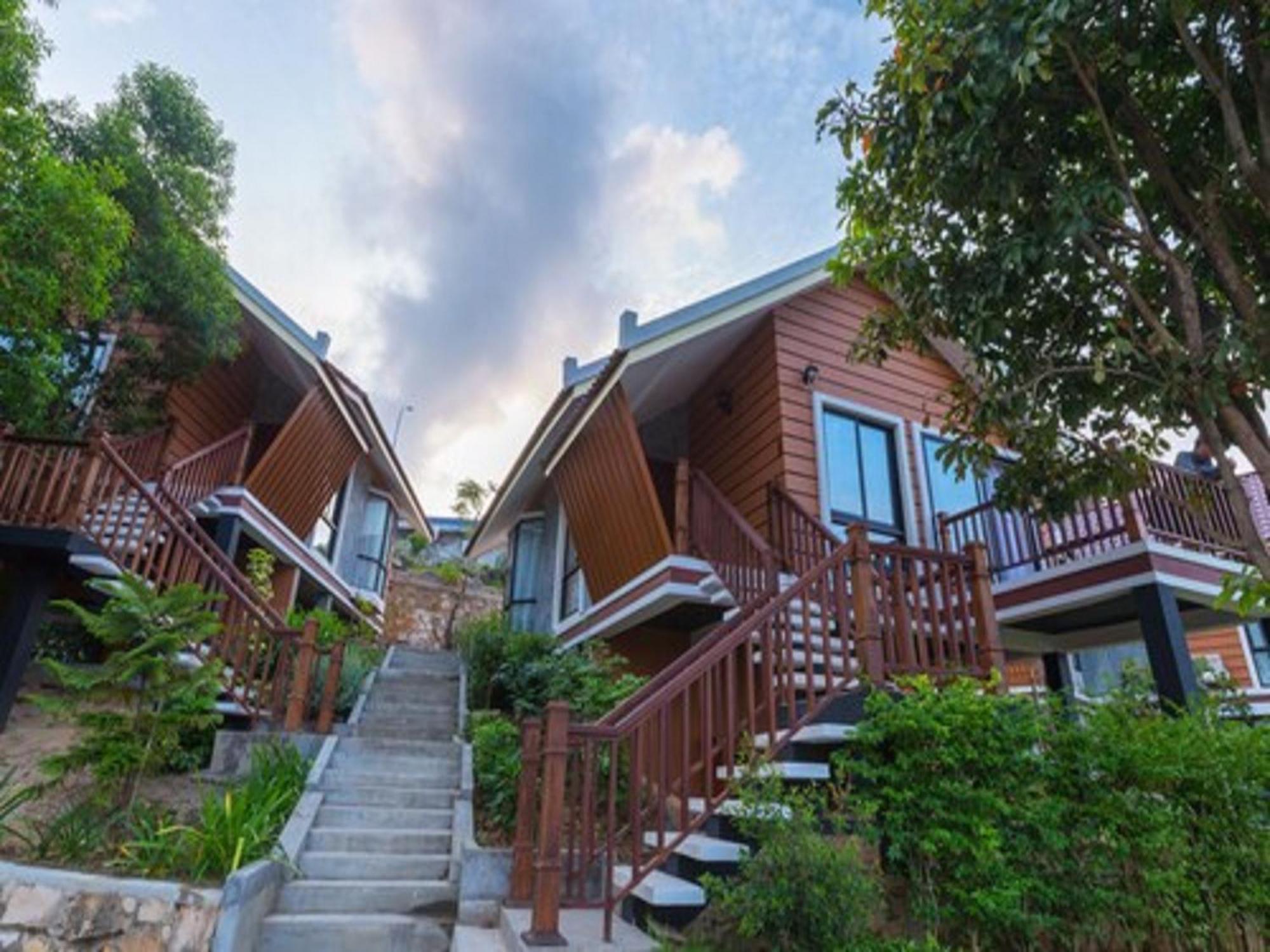 360 Resort Sihanoukville Exterior photo