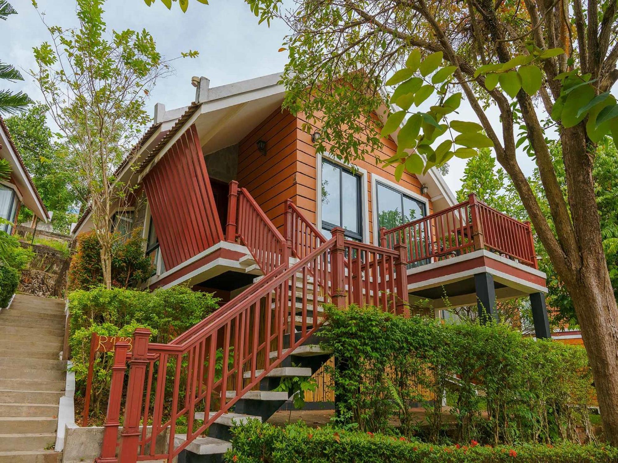 360 Resort Sihanoukville Exterior photo