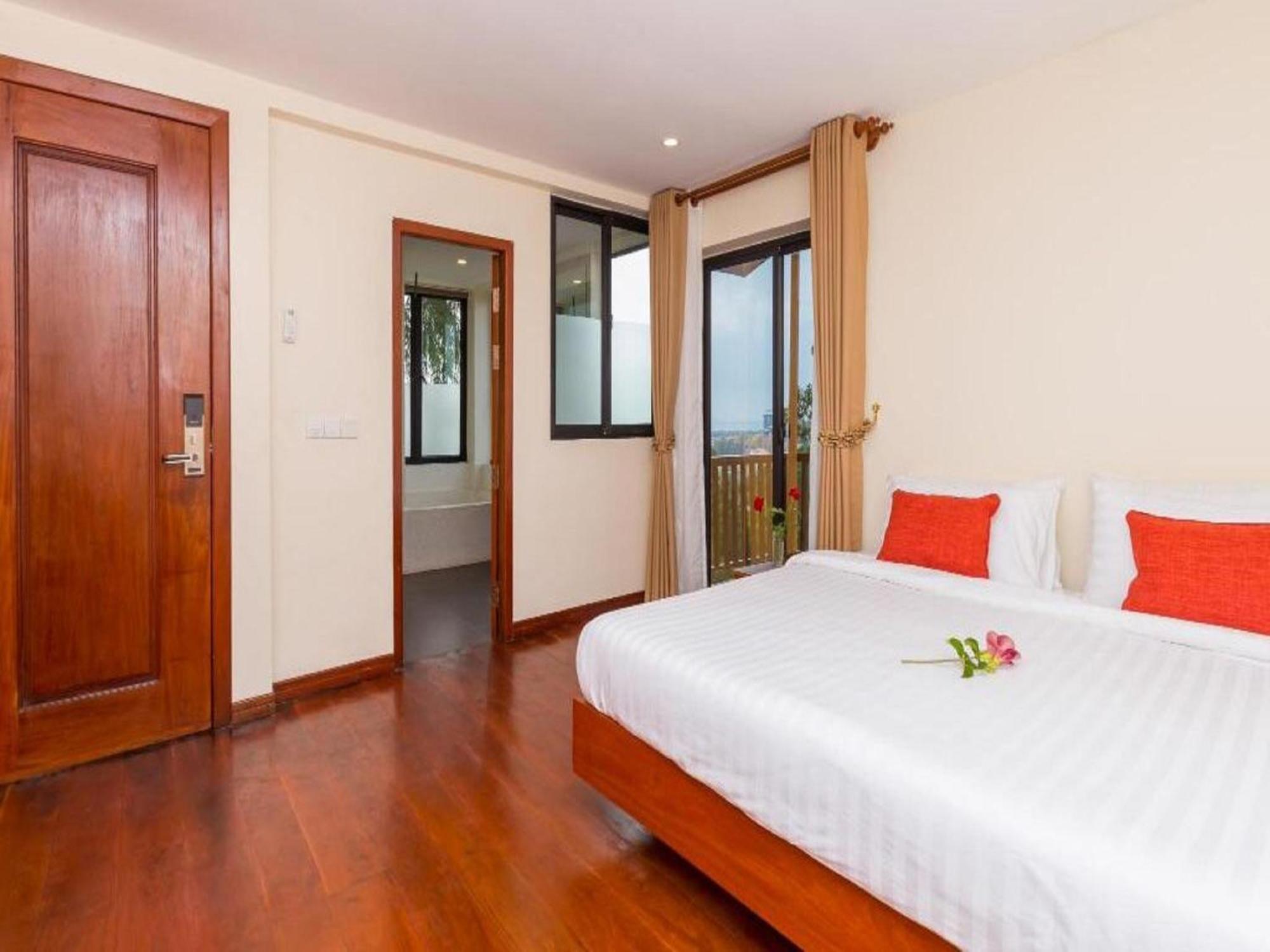 360 Resort Sihanoukville Exterior photo