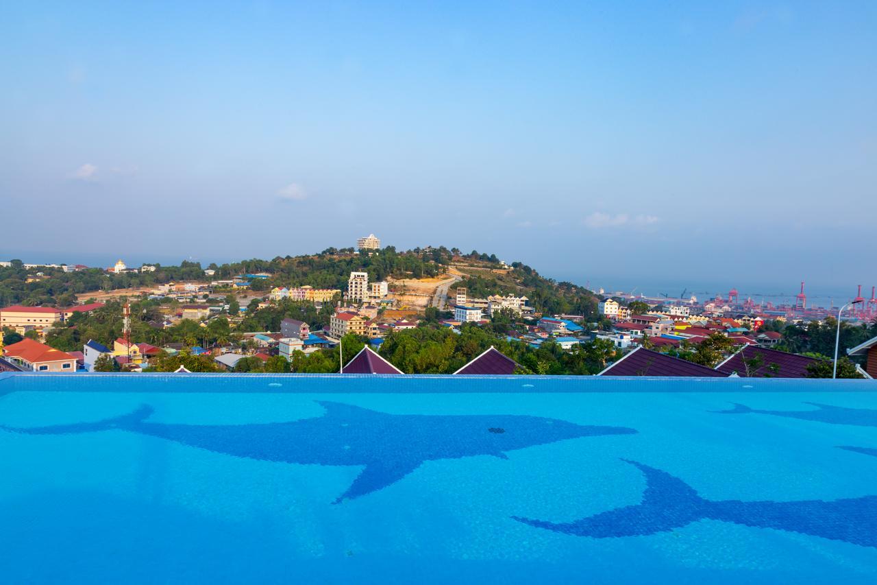 360 Resort Sihanoukville Exterior photo